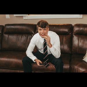 Meet your Posher, Ethan